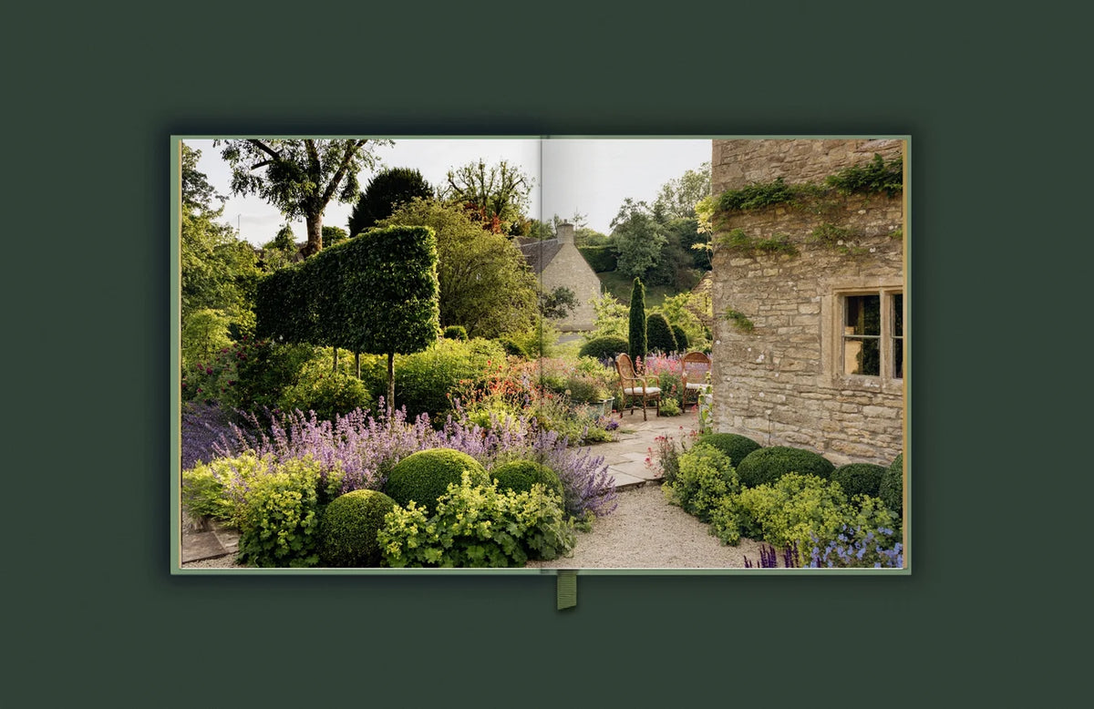 PRE-ORDER Diary Of An English Garden